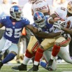 capt.0b7e48c688e6441592c3b0260f8d01e7.49ers_giants_football_eru208