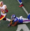 capt.3428fe7e64f24180a000b556783ff851.redskins_giants_football_eru105